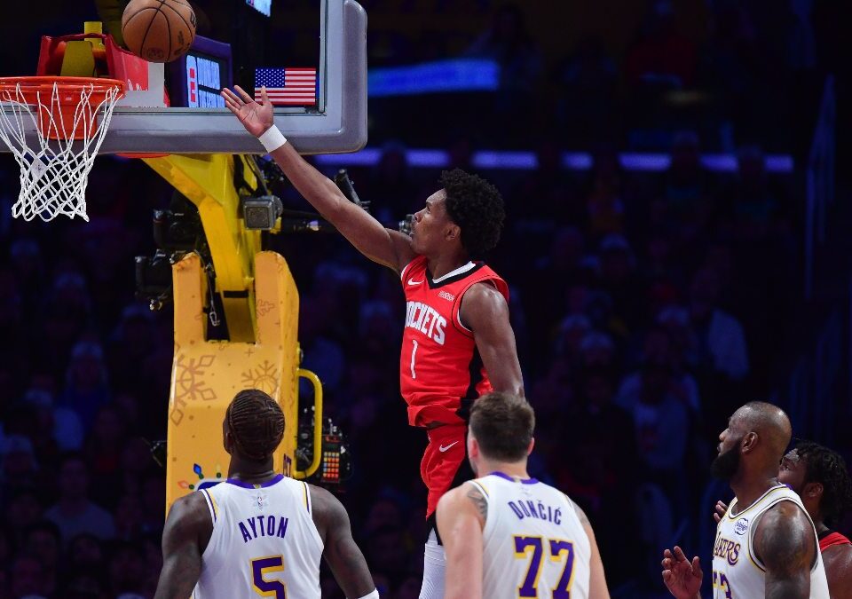 A Houston le sobra lo que a los Lakers les falta