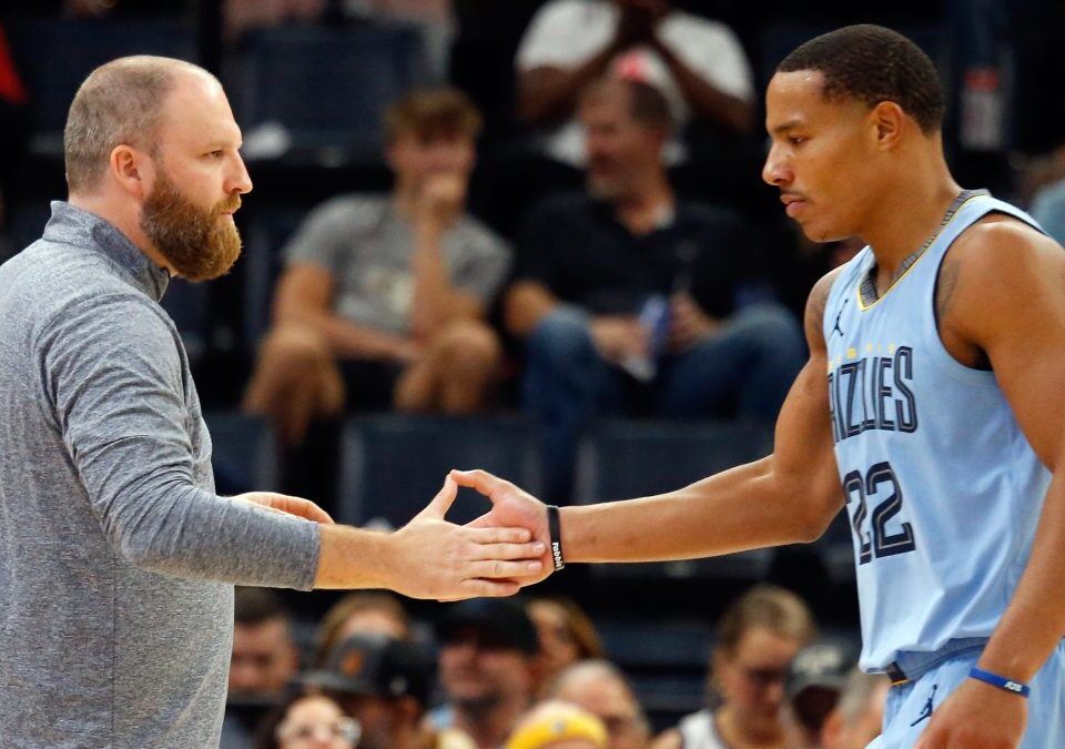 Desmond Bane echa sal en la herida de Memphis