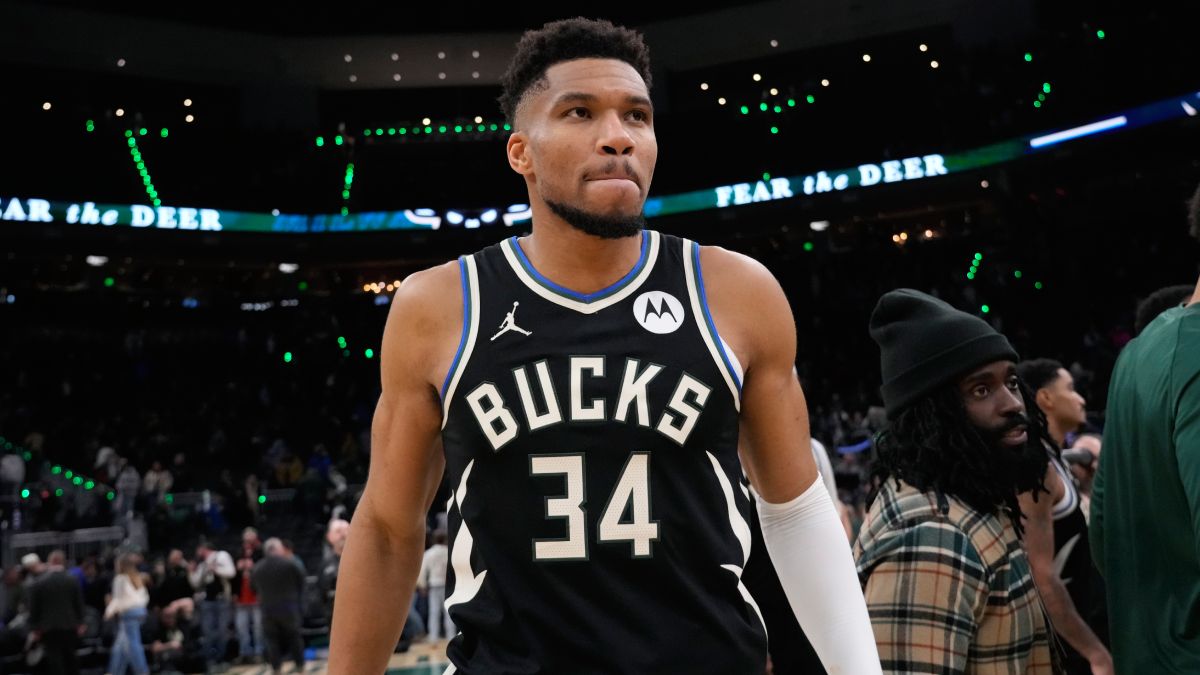 Milwaukee ya empieza a escuchar ofertas por Giannis Antetokounmpo