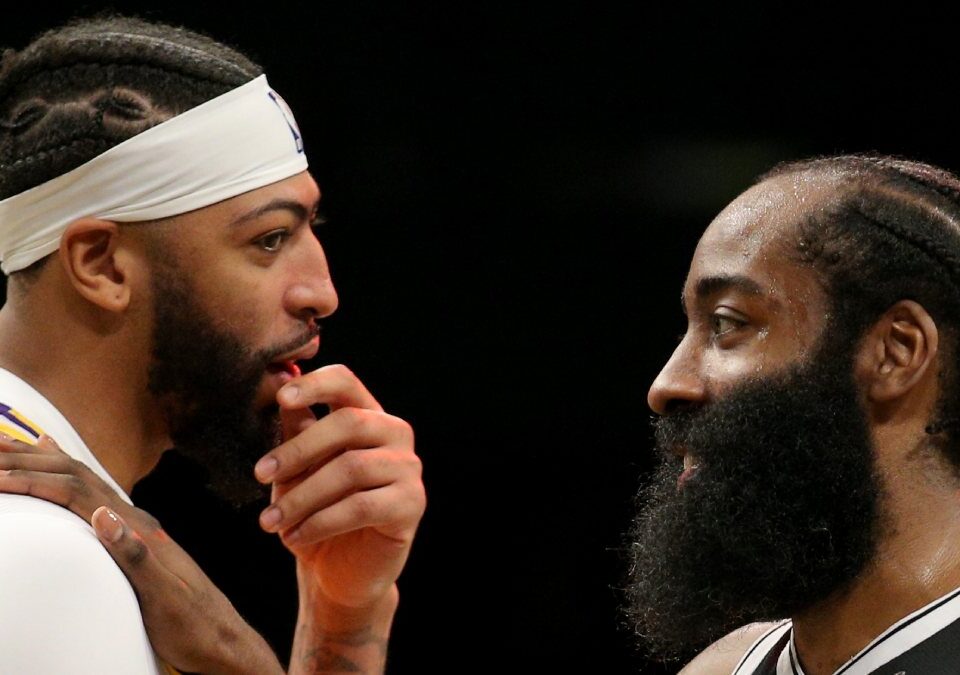 Cleveland toca en todas las puertas