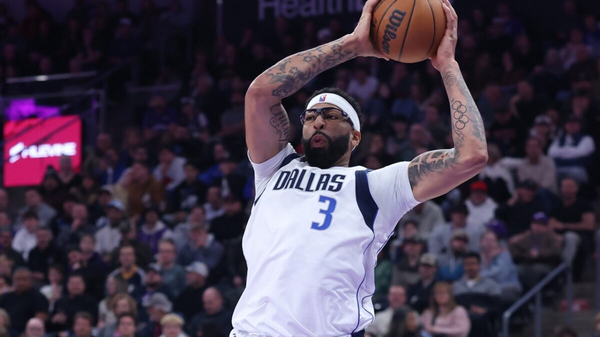 Anthony Davis no está descartado para este año