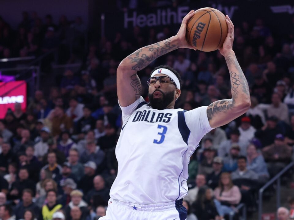 Anthony Davis no está descartado para este año