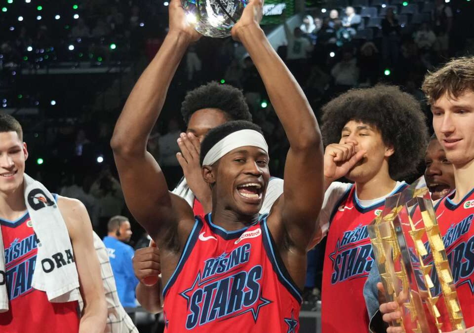 V.J. Edgecombe se corona en el Rising Stars