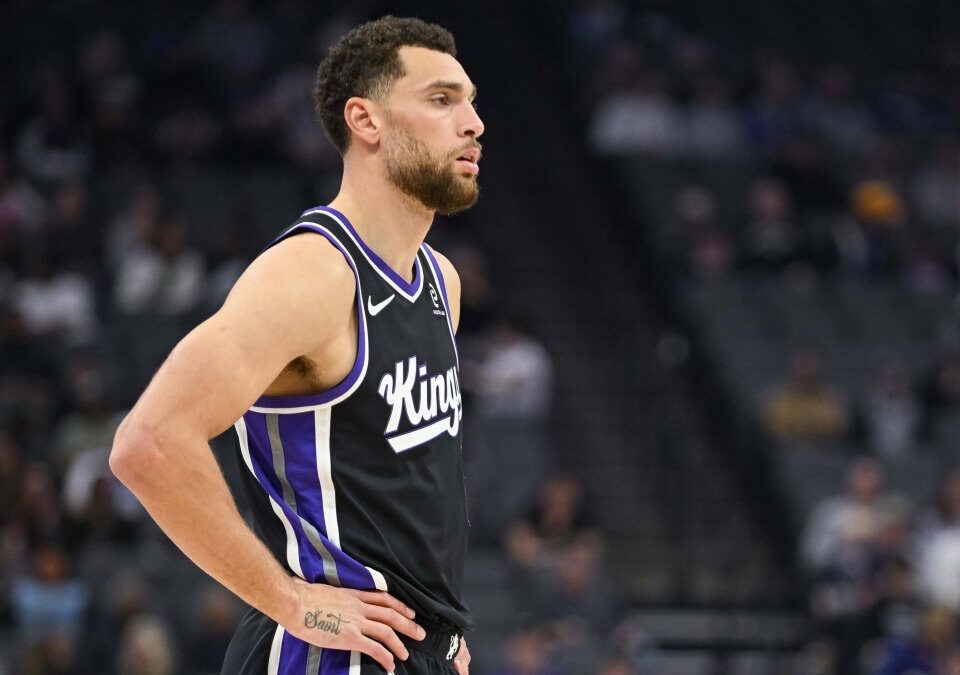 Zach LaVine dice adiós a la temporada