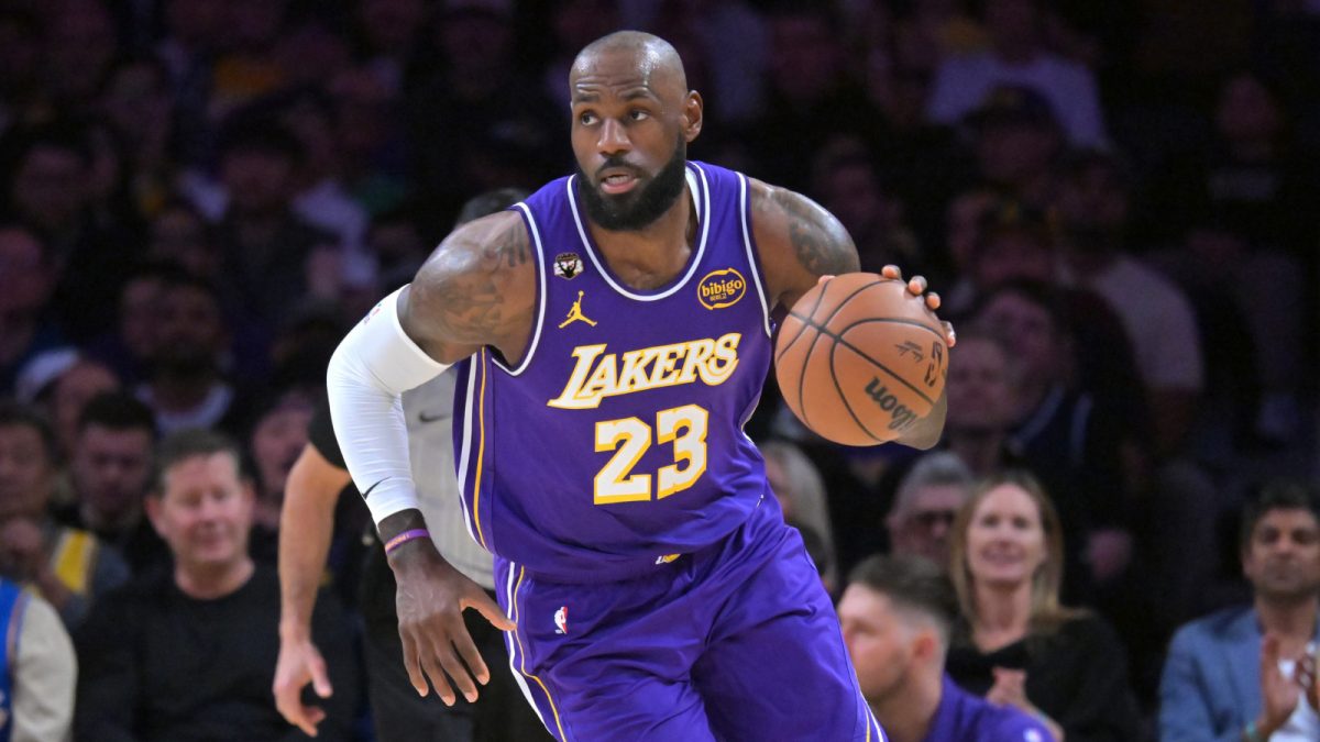 LeBron James celebra su propio All-Star ante los Mavericks