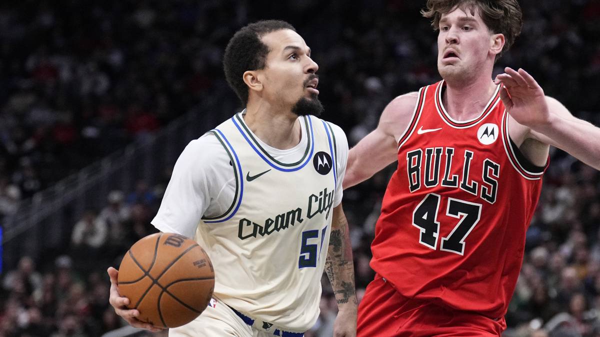 Cole Anthony, bloqueado por los Suns