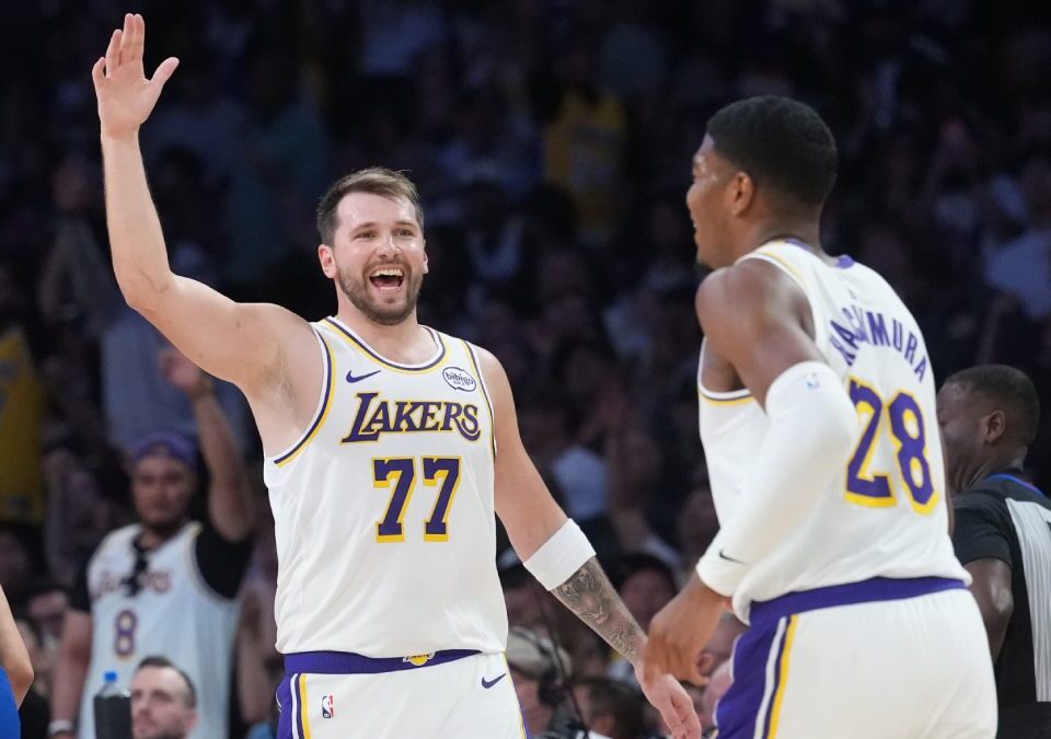 Un gesto al árbitro le cuesta 50.000 dólares a Doncic