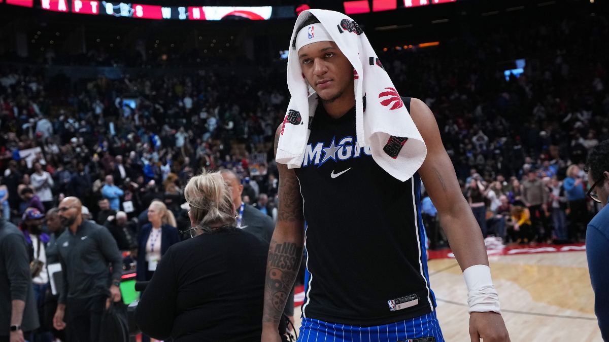 Los Magic tocan fondo en Toronto