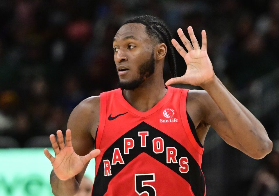 Immanuel Quickley llega a playoffs entre algodones