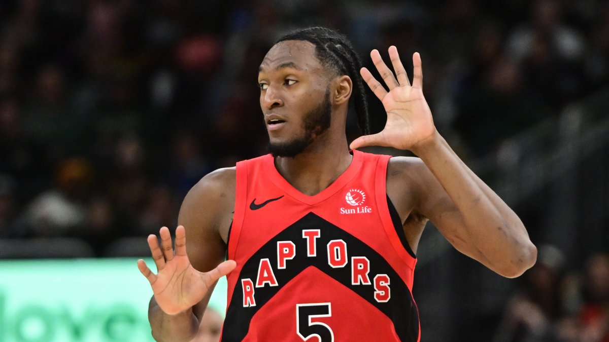 Immanuel Quickley llega a playoffs entre algodones