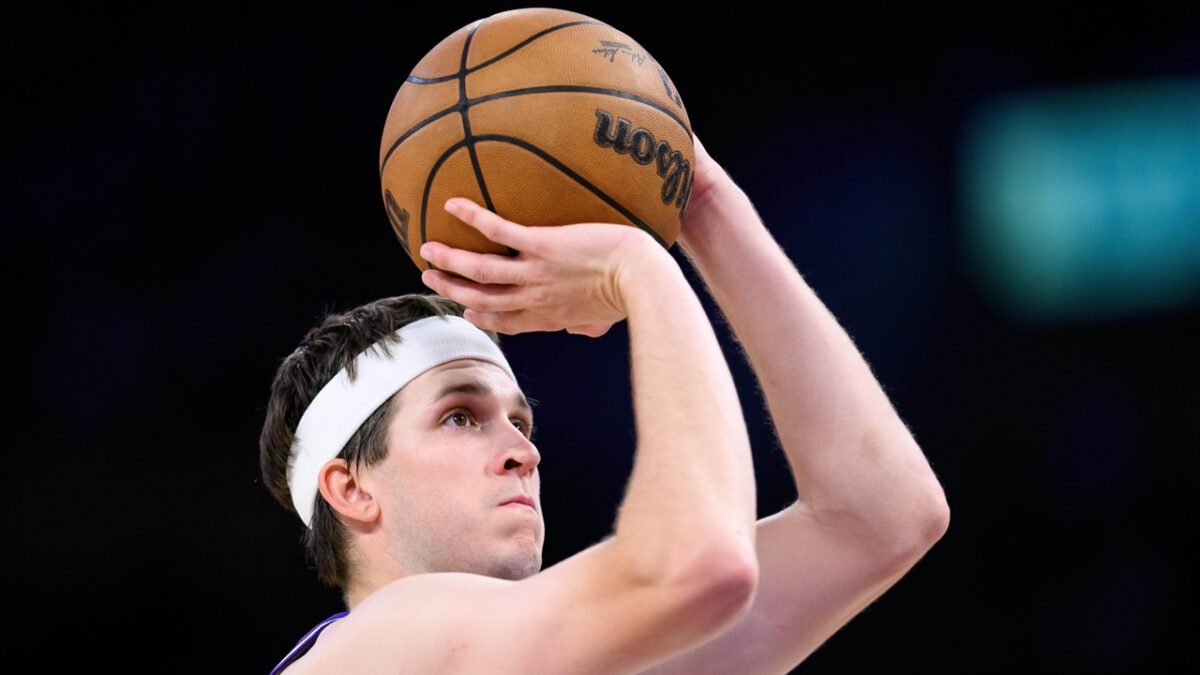 Austin Reaves será agente libre