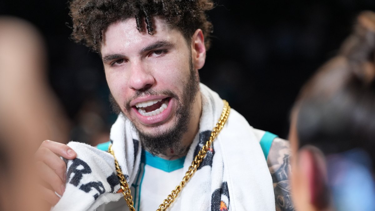 LaMelo Ball podría ser sancionado por su jugada polémica