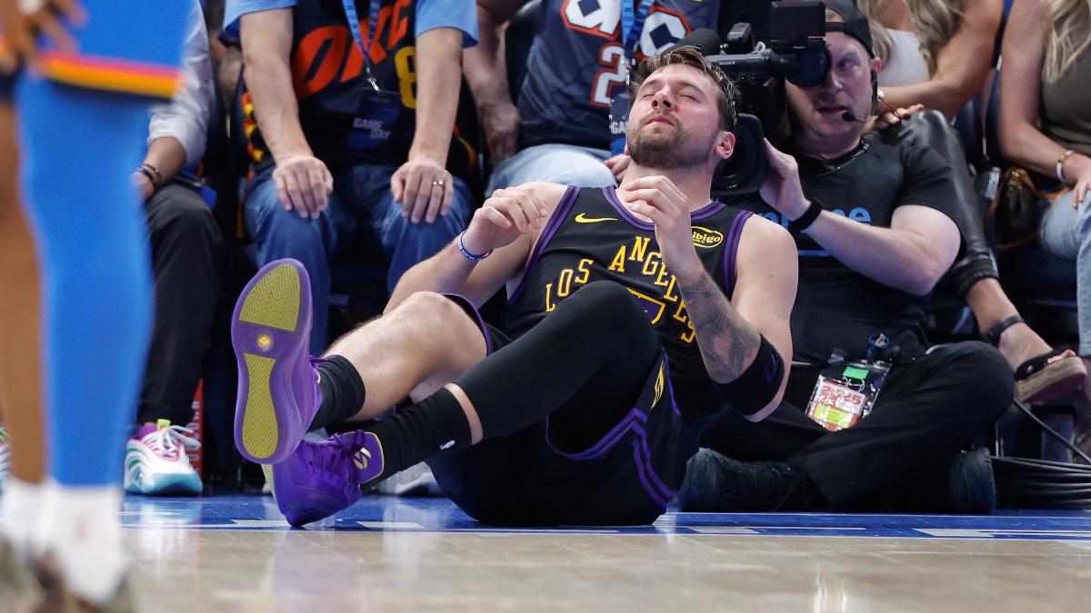 Alerta roja en Los Ángeles: Doncic cae a dos semanas de playoffs