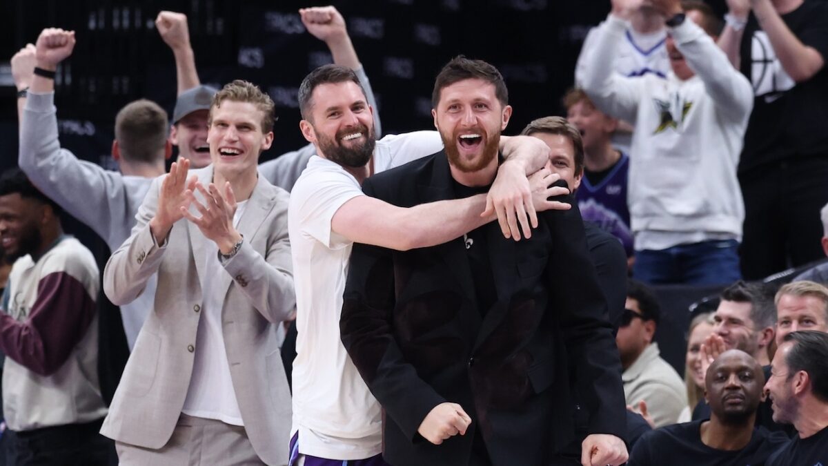 Jusuf Nurkic sigue en los Jazz por 2 años y 22 millones