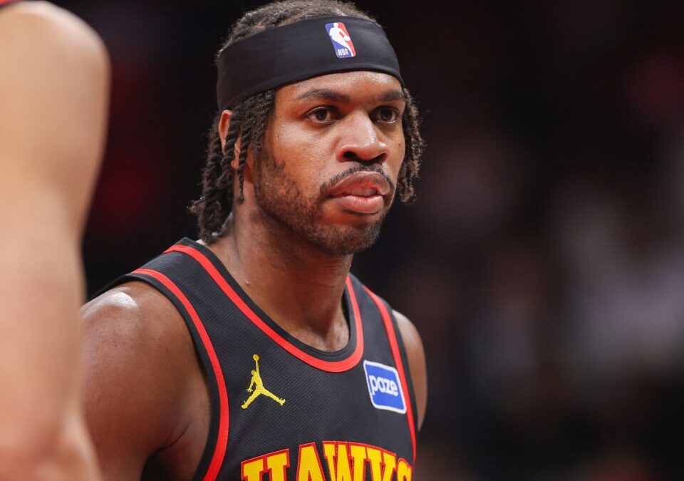 Atlanta se queda con Buddy Hield
