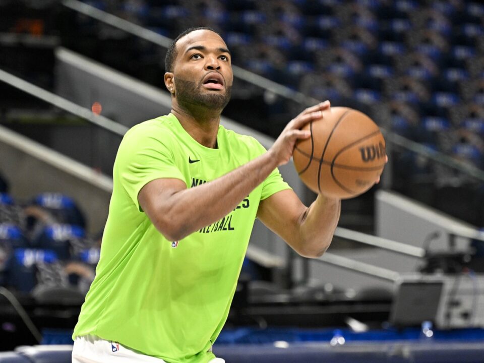 T.J. Warren firma por el París Basketball
