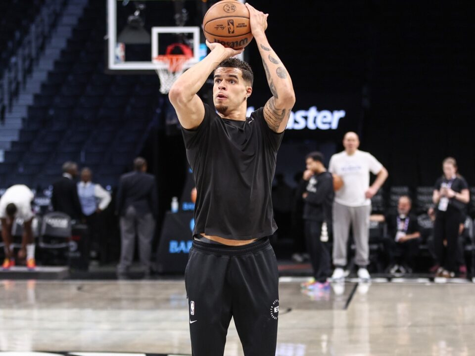 Sean Marks pospone la renovación de Michael Porter Jr.