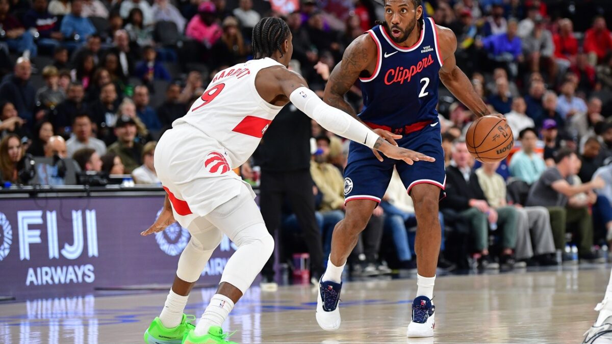 Kawhi ya negocia su extensión
