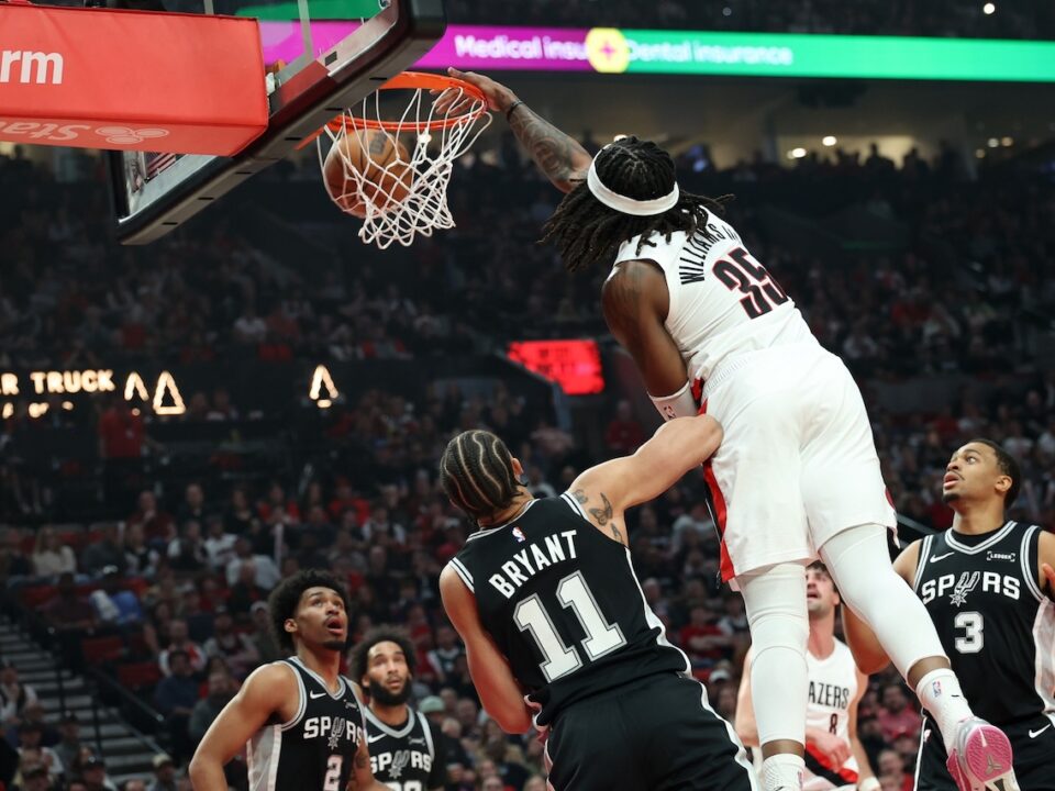 Robert Williams III sigue en Portland: 3 años y 44 millones