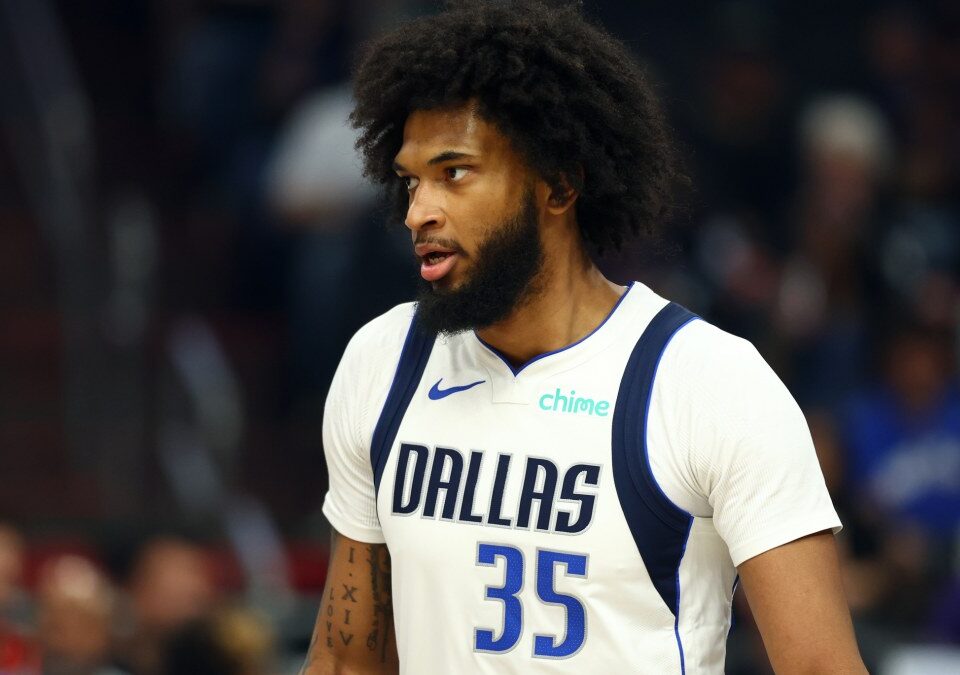 Los Nuggets firman a Marvin Bagley III