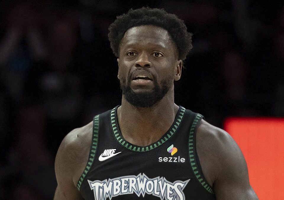 Sean Marks defiende el fichaje de Julius Randle