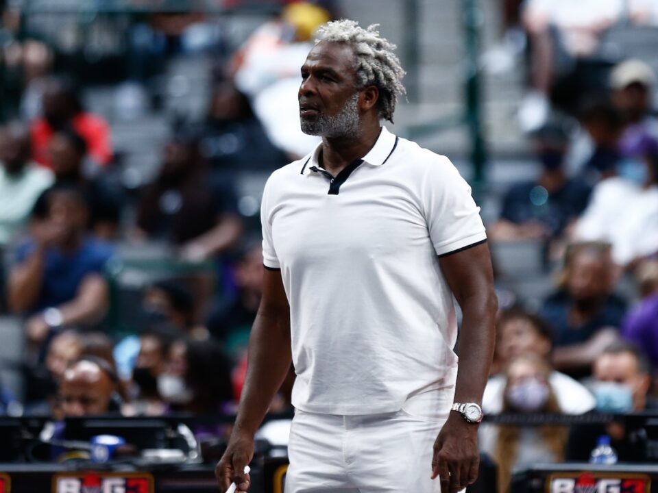 Desestimada la demanda de Charles Oakley por «agresión»