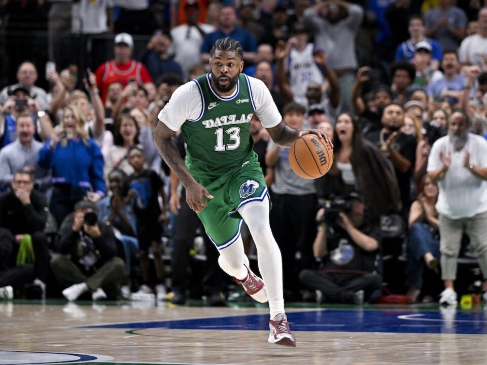 Naji Marshall extiende su contrato con Dallas