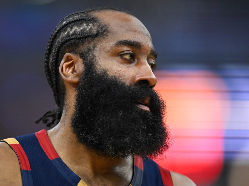 James Harden renueva por 3 años y 97 millones