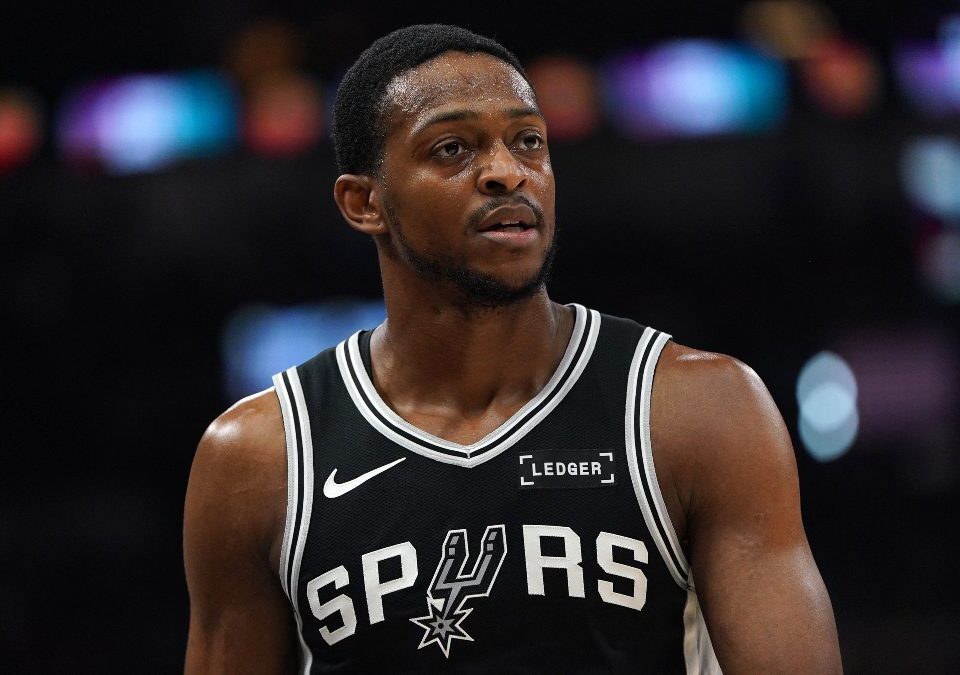 Los Spurs siguen confiando en De’Aaron Fox