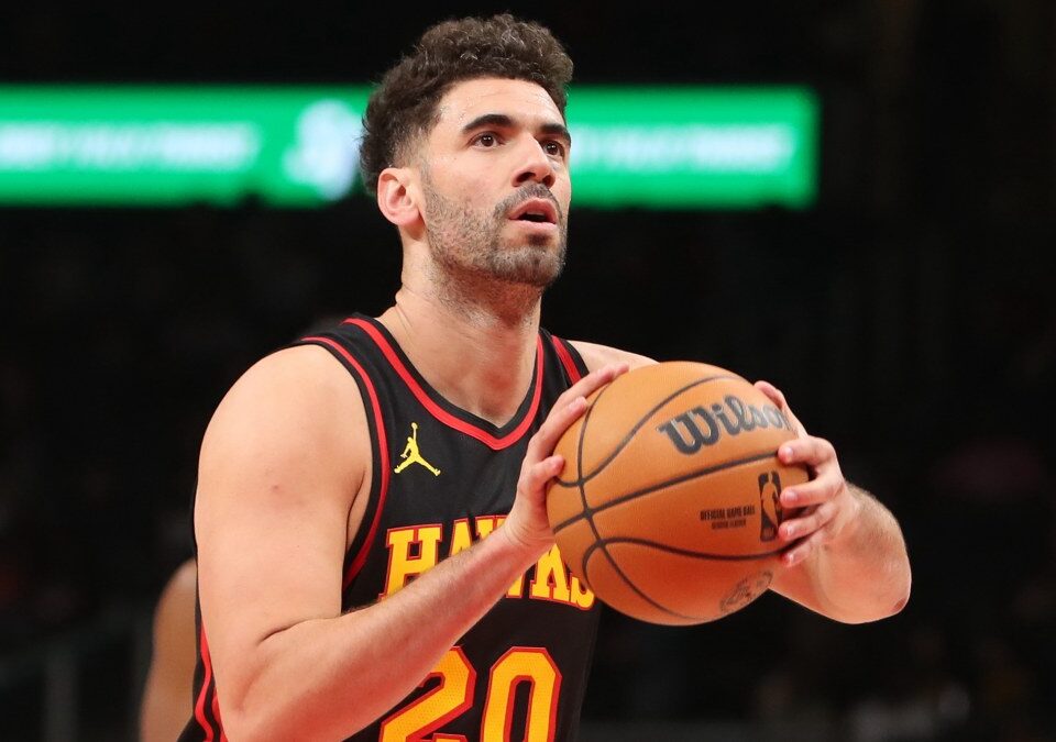 Georges Niang también llega a los Warriors