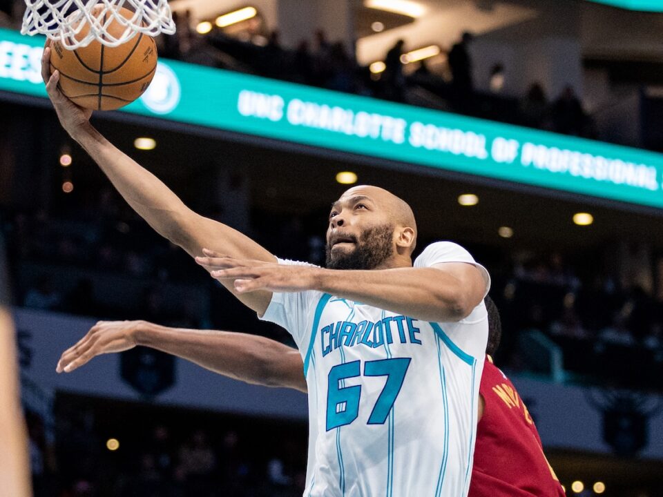 Taj Gibson se retira del baloncesto