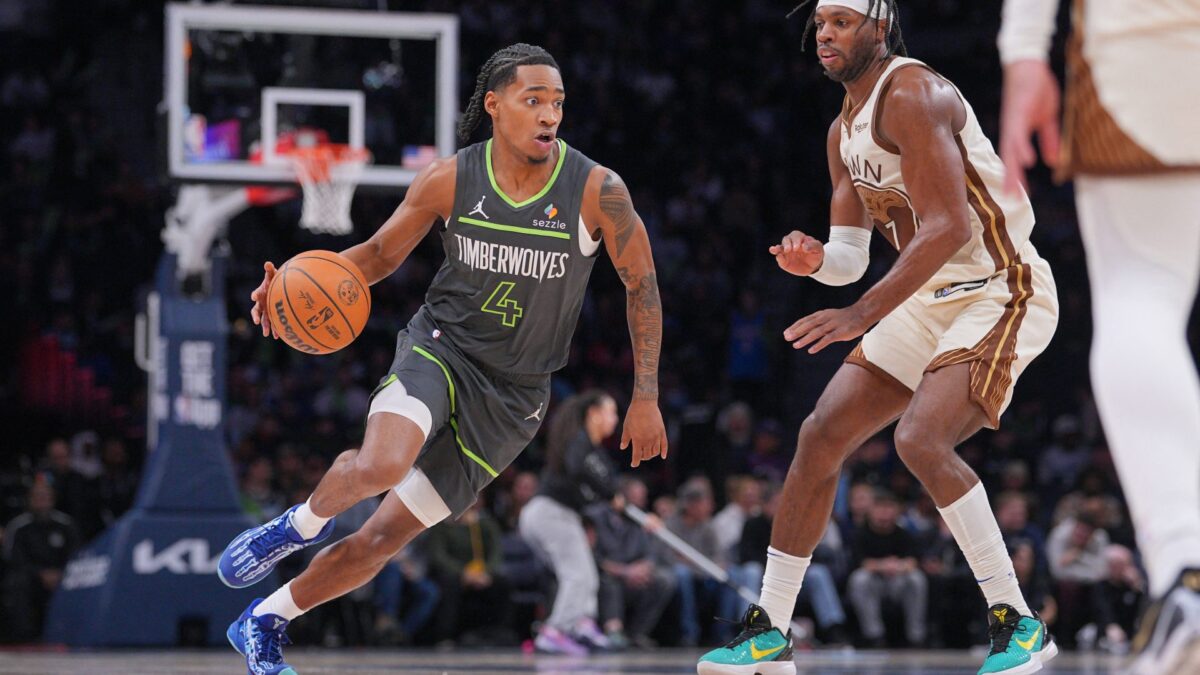Buddy Hield vuelve a hacer las maletas