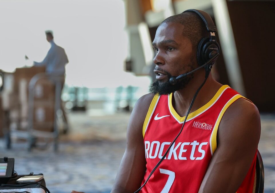 Kevin Durant se niega a reducir sus minutos por precaución