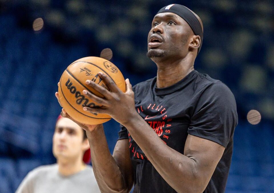 Duop Reath se suma al juego interior de los Suns