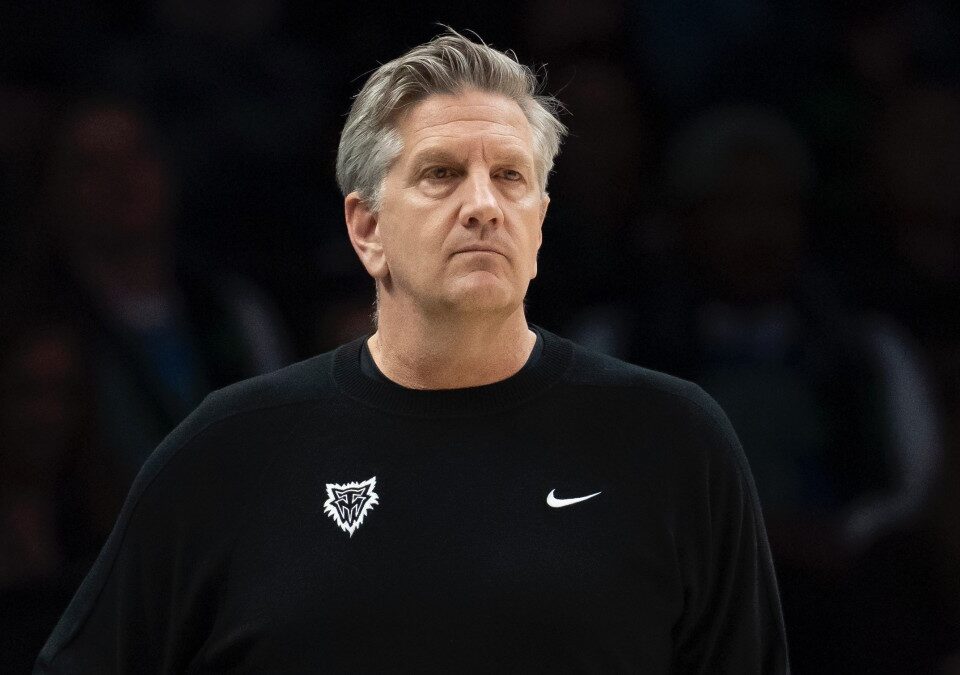 Minnesota refuerza el staff de Chris Finch