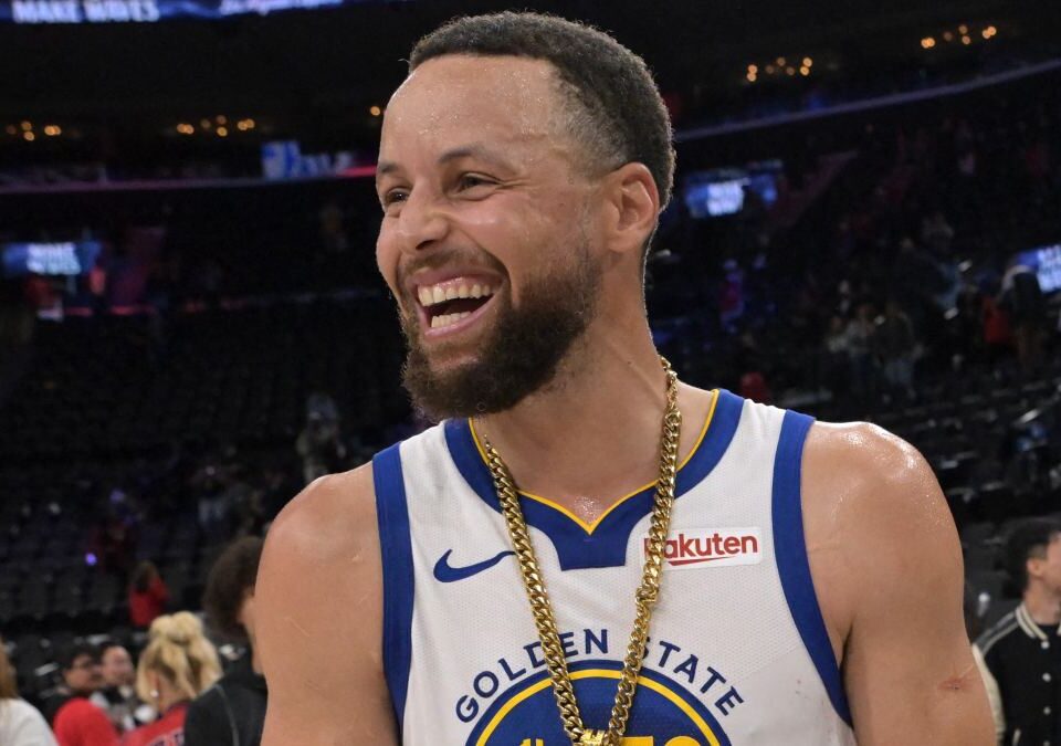 Los Warriors le dan un cheque en blanco a Stephen Curry