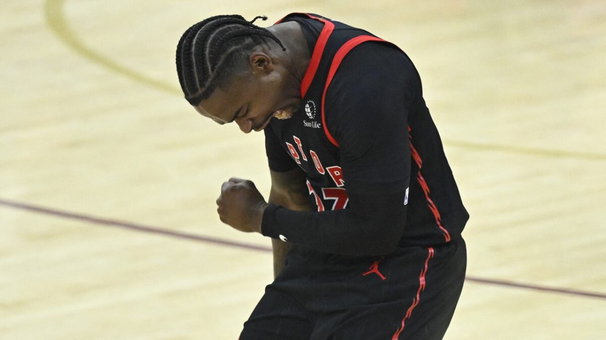 Jamal Shead renueva con los Raptors