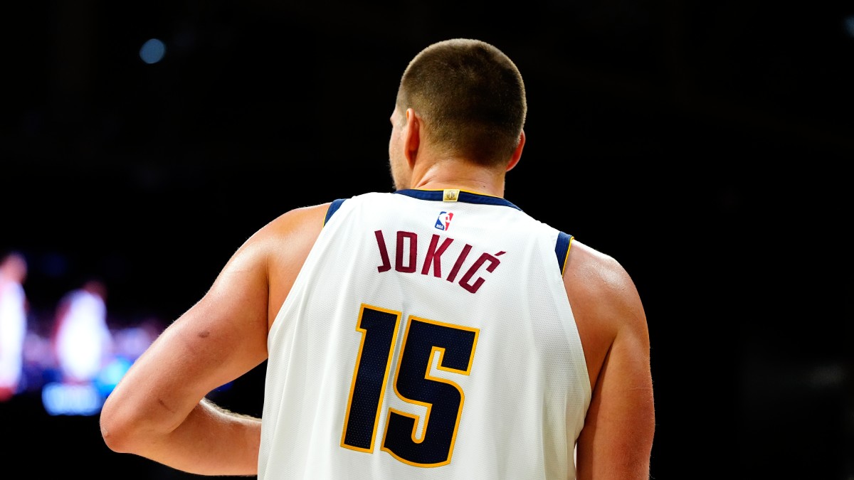 Jokic y el mejor pase de la historia de la pretemporada